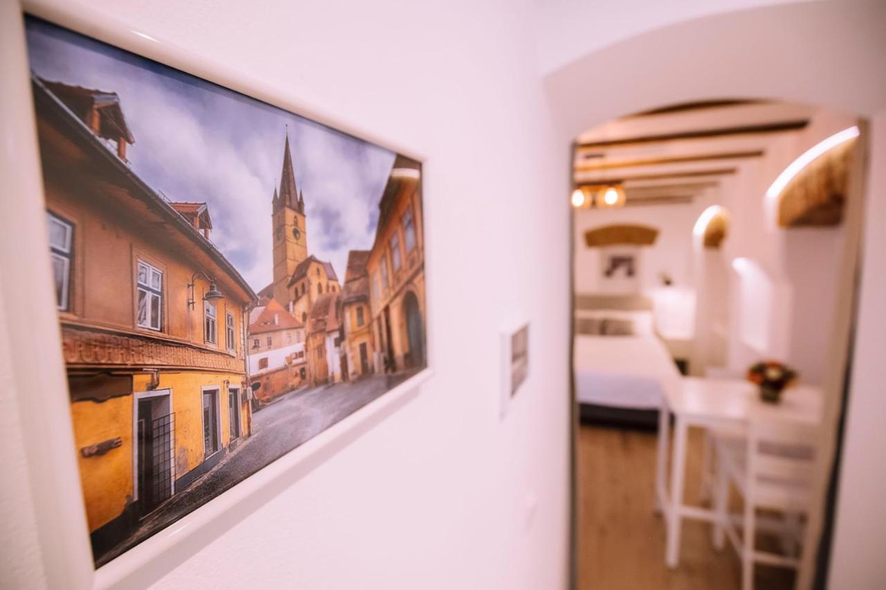 Chic Central Studio Hermannstadt Exterior foto